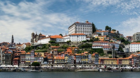 Porto compete com 18 cidades pela sede da Agência Europeia de Medicamentos