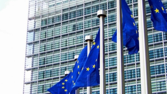 Comissão Europeia afirma que neste momento a prioridade da UE é ajudar Portugal