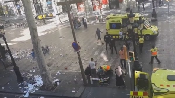 13 mortos e 50 feridos confirmados no atentado de Barcelona