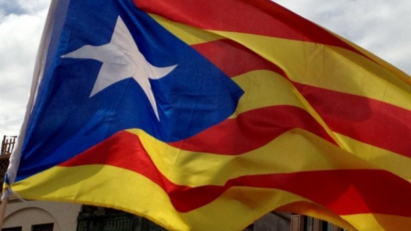 Autoridades detêm 12 altos dirigentes do governo da Catalunha