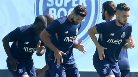Soares continua a ser única baixa do FC Porto, em vésperas do Leipzig
