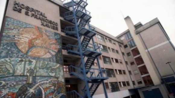Origem da infeção de legionella foi dentro do perímetro do hospital São Francisco Xavier