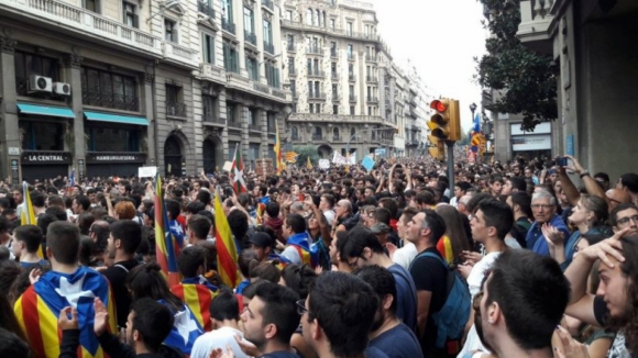 Tribunal Constitucional espanhol anula declaração de independência da Catalunha
