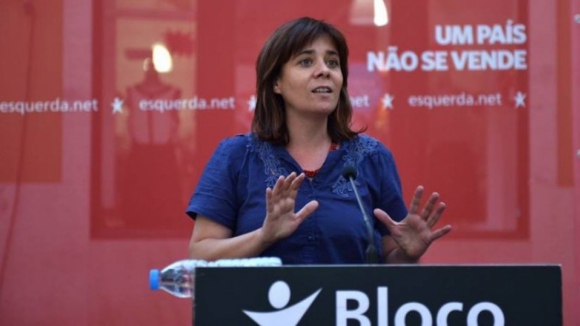 Catarina Martins acusa Rui Rio de ser voz da direita que quer bloco central