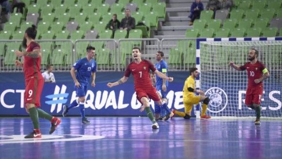 Portugal vence Rússia e assegura segunda final de um europeu