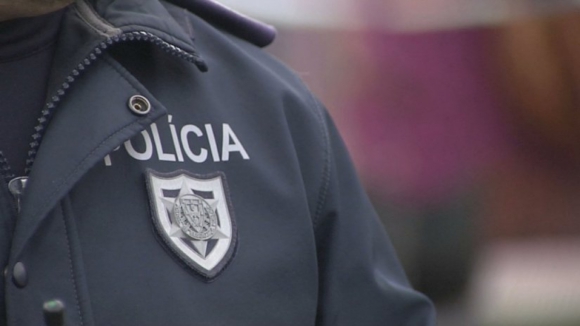 PSP deteve guarda prisional suspeito de tráfico de droga em Braga