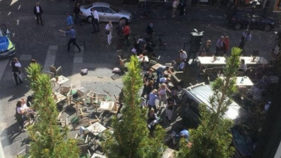 Pelo menos três mortos em atropelamento em Münster, na Alemanha