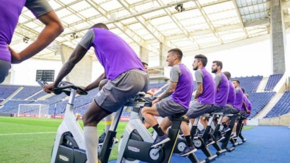 Equipa A do FC Porto já prepara a deslocação ao Estádio do Bonfim