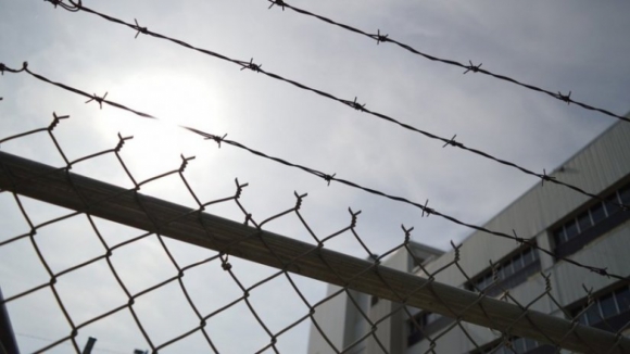 Guardas prisionais iniciam greve de três dias e exigem cumprimento de promessa do Governo