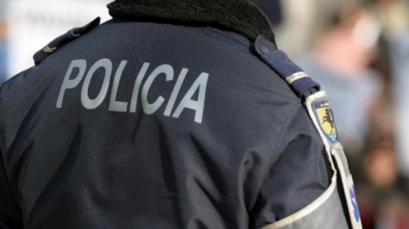 PSP do Porto detém sete pessoas e apreende 349 doses de haxixe em duas operações