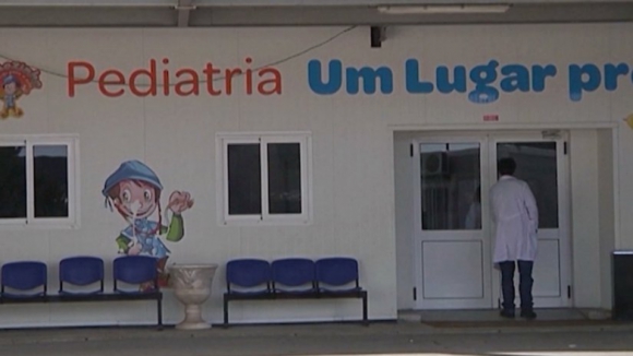 Hospital de São João admite tirar crianças de contentores antes da construção da Ala Pediátrica