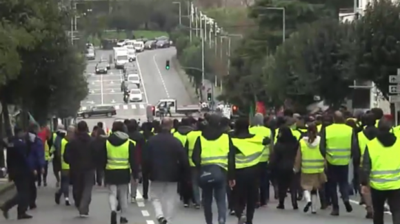 Coletes amarelos: Braga, Porto, Aveiro e Lisboa concentram protesto, mas com pouca adesão