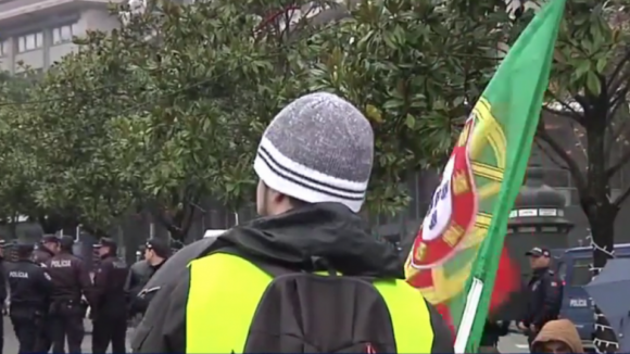 Coletes amarelos: Manifestantes em Lisboa e Porto desmobilizam sem registo de incidentes