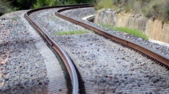 Normalizada circulação ferroviária em Valença após inativação de engenho explosivo