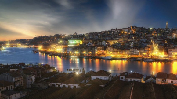 Autarca do Centro Histórico do Porto denuncia "caos" causado por alojamento local ilegal