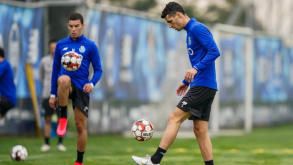 FC Porto regressa aos treinos no Olival dividido em três grupos