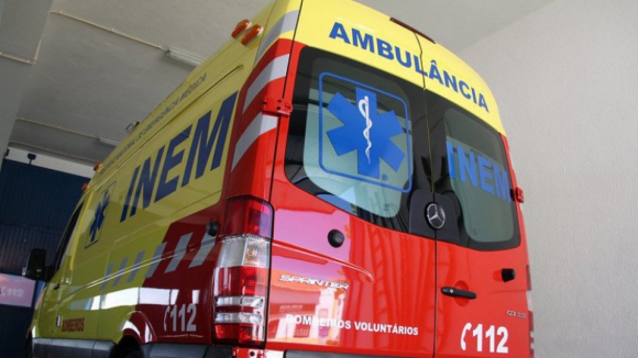 Motociclista morreu em acidente com camião na A28, Vila do Conde