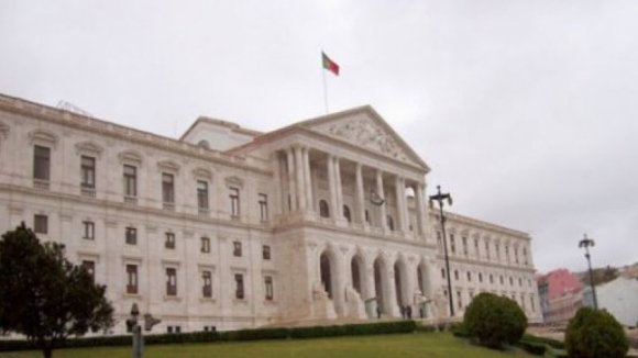 Parlamento volta a votar Estado de Emergência em 25 de fevereiro