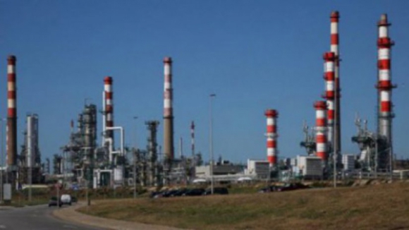 CCT da Petrogal chumba encerramento da refinaria do Porto e critica Galp e Governo