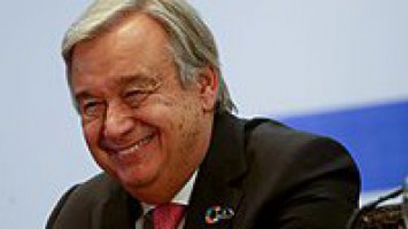 António Guterres salienta "incomparável homem de Estado" e figura "central" da democracia