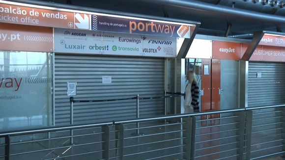 Portway admite 69 voos cancelados hoje e classifica greve como "irresponsável"