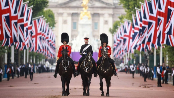 Funeral de Isabel II é "a maior" operação de segurança de sempre em Londres, superando os Jogos Olímpicos 