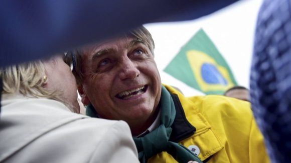 Bolsonaro Vota No Rio De Janeiro E Garante Que Vencer Na Primeira Volta