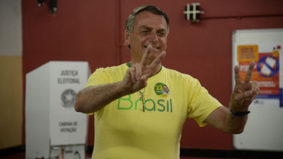 Bolsonaro confiante na vitória."Expectativa é de vitória pelo bem do Brasil"