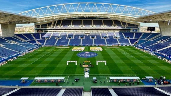 FC Porto soma três pontos no regresso ao Dragão