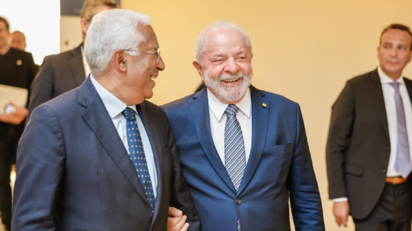 Relações comerciais entre Portugal e o Brasil têm "espaço para crescer", afirma Costa