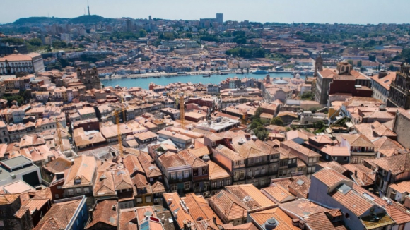 Pedidos de ajuda no Porto aumentam por parte de famílias de classe média e imigrantes