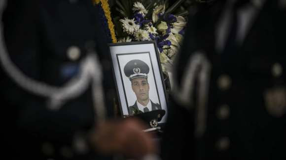 Ex-fuzileiros acusados da morte de Fábio Guerra devem conhecer decisão do julgamento esta quarta-feira