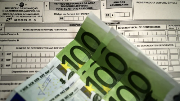 Fisco já reembolsou perto de 1.800 milhões de euros aos contribuintes na campanha de IRS em curso