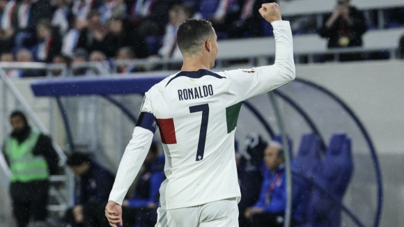 Cristiano Ronaldo é o primeiro da história do futebol a atingir 200 internacionalizações