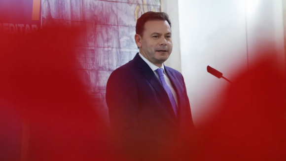 Presidente do PSD anuncia voto contra proposta de Orçamento do Estado do Governo