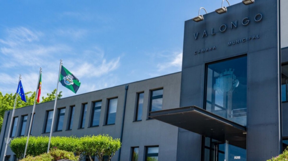 Câmara de Valongo lamenta declarações "infelizes e ofensivas" de autarca do Porto sobre verbas para obras do Coliseu 