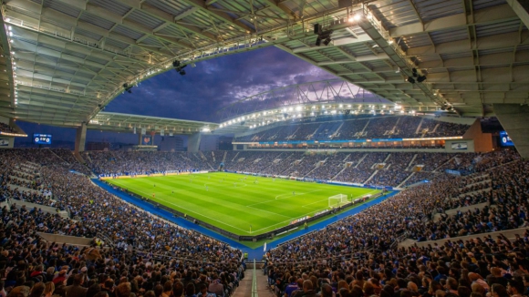 Metro do Porto reforça operação para jornada europeia no Estádio do Dragão