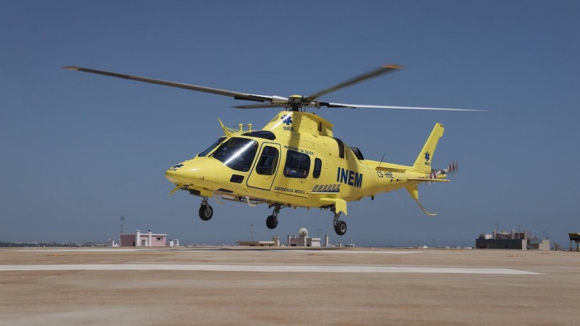 Dois dos quatro helicópteros de emergência do INEM deixam de operar à noite