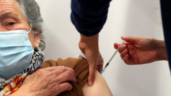 Cobertura vacinal da gripe abaixo do desejável dizem médicos de saúde pública