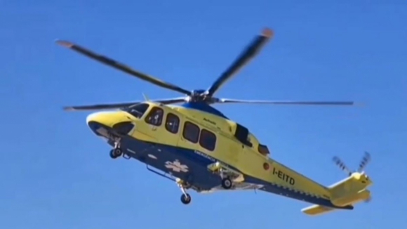 Helicóptero do INEM com símbolo tapado foi usado em evento privado