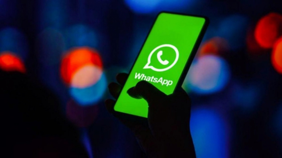 Precisa de partilhar ficheiros mais rápido? WhatsApp prepara nova funcionalidade