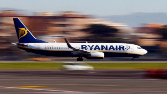 Ryanair anuncia 14 novas rotas para Portugal no verão