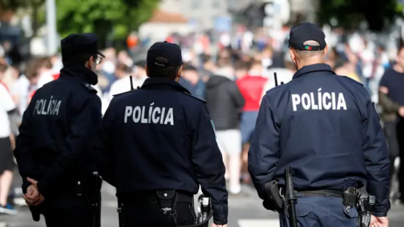 Baixas de 18 agentes da PSP de Coimbra alvo de inquéritos