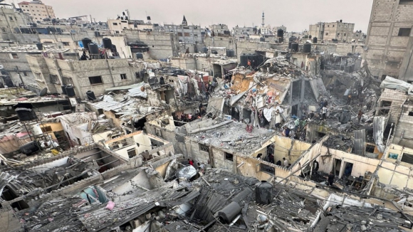 Imagens aéreas revelam realidade "chocante" e "inimaginável destruição" em Gaza