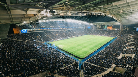 FC Porto divulga informações aos adeptos que vão ao Dragão para jogo da Champions