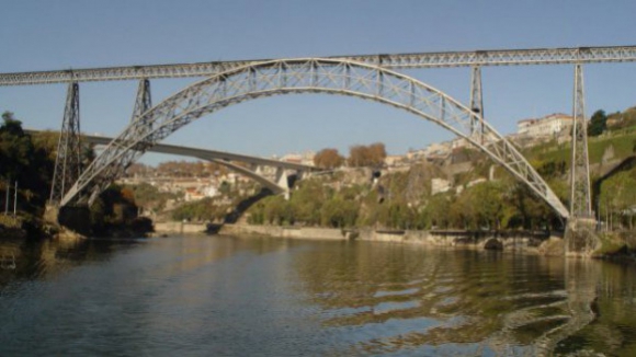 Ponte Maria Pia não vai abrir… “se depender da câmara de Gaia”