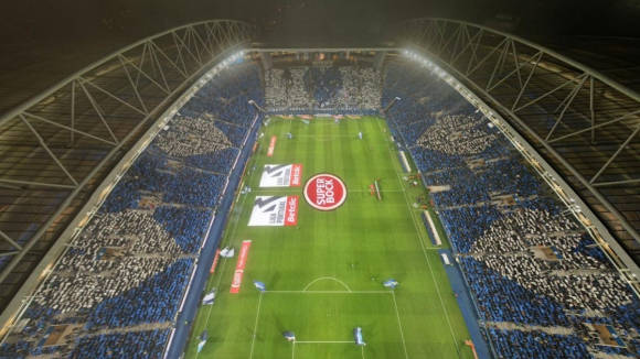 FC Porto: A coreografia que pintou o 'Dragão' em noite de Clássico