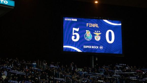 “Que bofetada o FC Porto deu ao Benfica”. Imprensa espanhola reage à goleada no Dragão