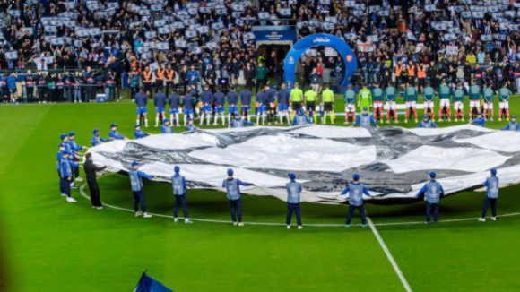 FC Porto: 'Dragões' e 'Gunners' medem forças esta terça-feira