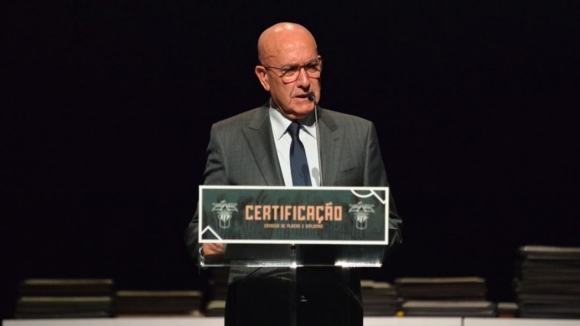 José Manuel Neves reeleito presidente da Associação de Futebol do Porto